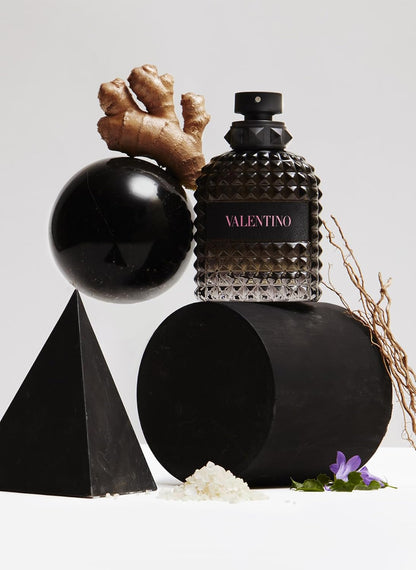 Valentino Uomo Born in Roma Eau De Toilette Spray 50ml